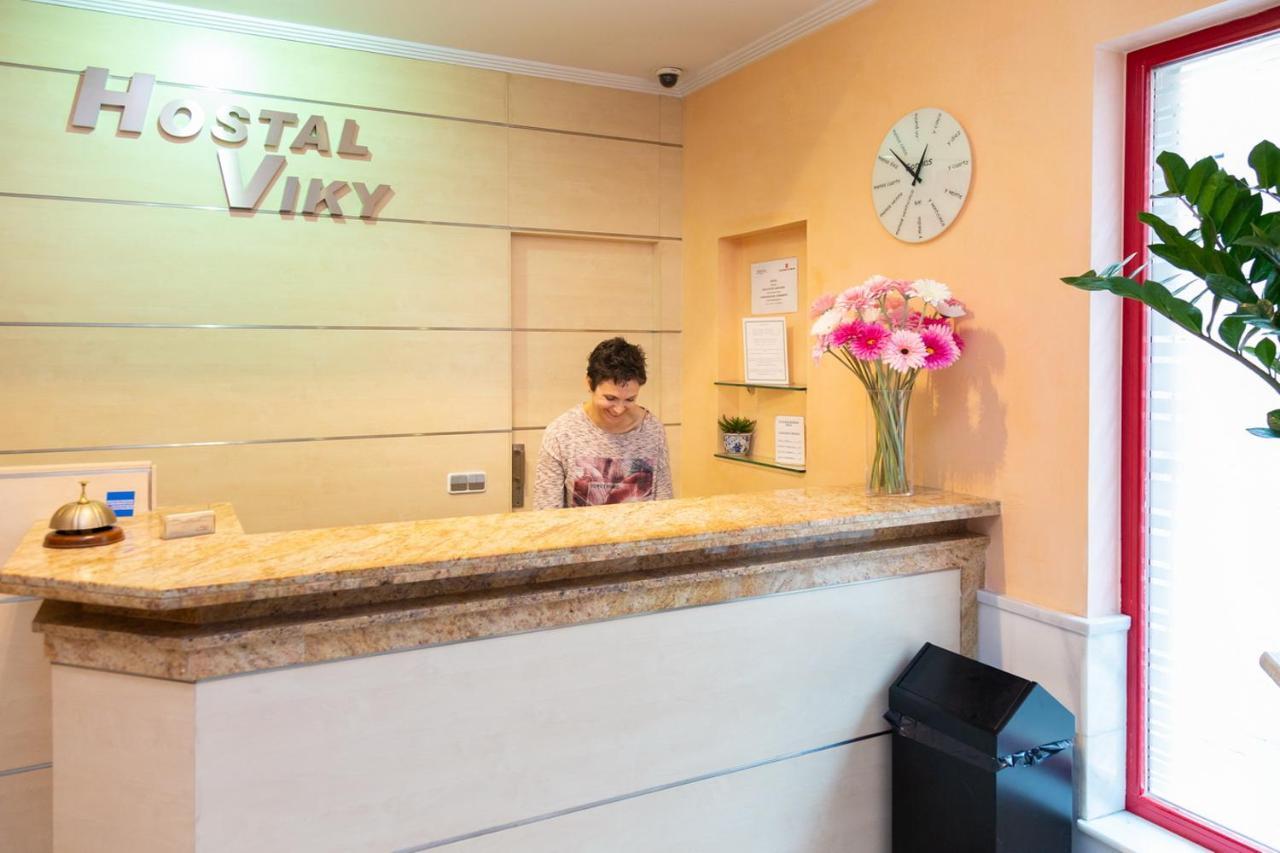 Hostal Viky Madrid Buitenkant foto